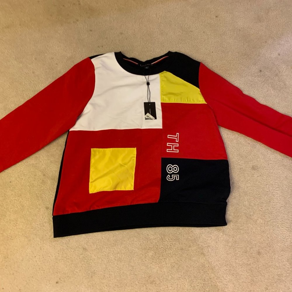 Tommy Hilfiger round neck top